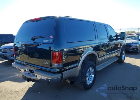 2002 Ford Excursion Limited z USA, uszkodzony, nr VIN 1FMSU43F22EA97921